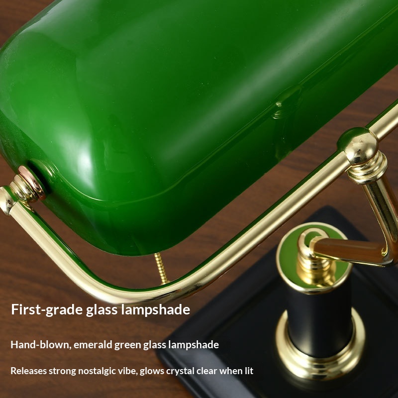 Lampu Meja Banker Kuningan Sol - Vintage Lighting Decor ulasan dan harga